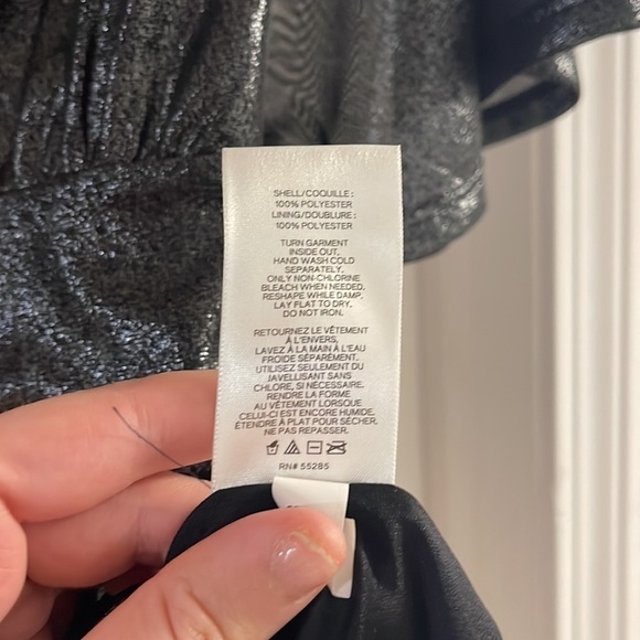 Express Women’s Metallic Flutter Sleeve Top NWOT - Picture 9 of 9